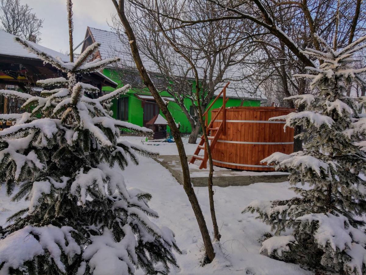 Отель Csergo Ildiko Vendeghaz Lazarea Экстерьер фото