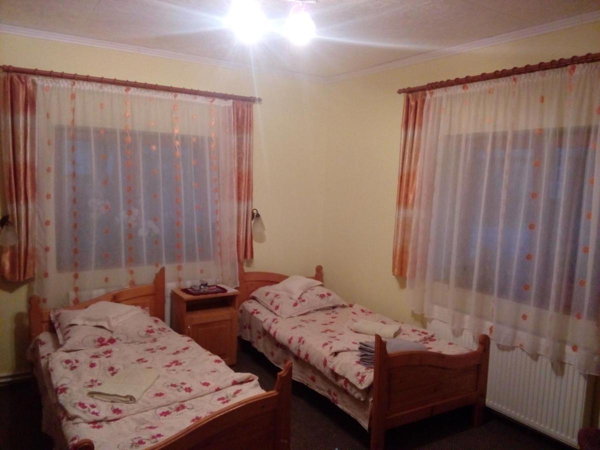 Отель Csergo Ildiko Vendeghaz Lazarea Экстерьер фото